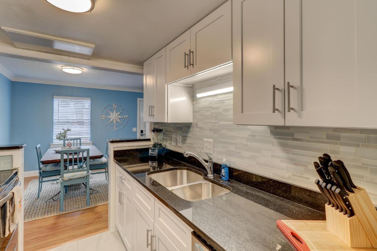 #61 Beautiful Condo Ideal Location 2Bdr/2 Parkings Хилтон-Хед-Айленд Экстерьер фото
